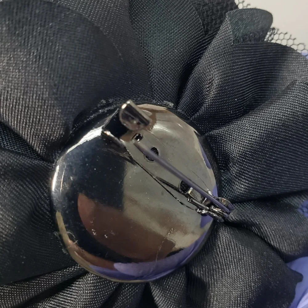 Polished Layered of Black Metal Crystal & Black Flower Design Brooch Necklace